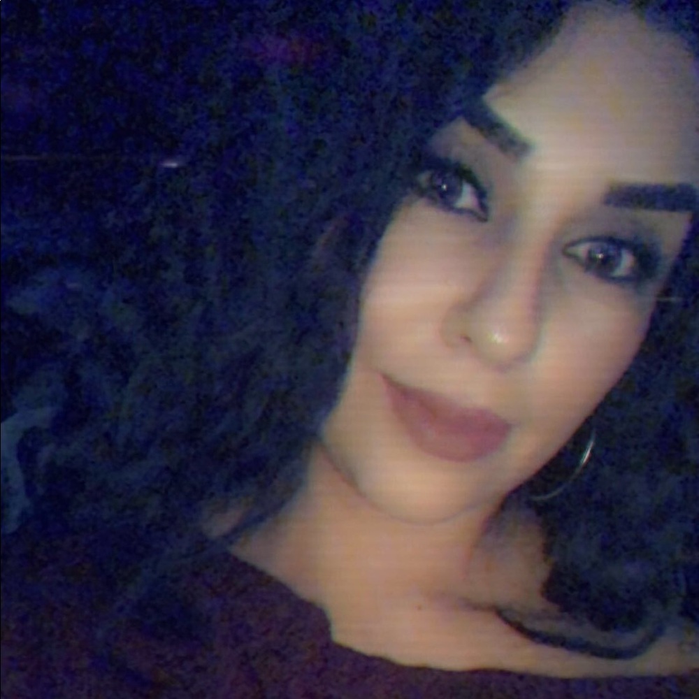 Meet your Posher, Mmelissa